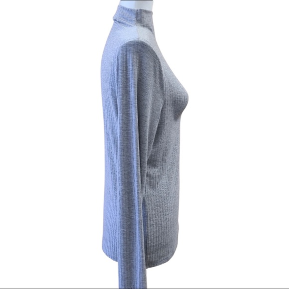Christian Siriano Ribbed Mock Neck Long Sleeve Top, XL - Picture 3 of 9